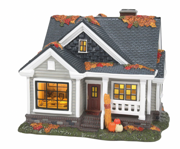 Department 56 Gather 'Round For Thanksgiving house