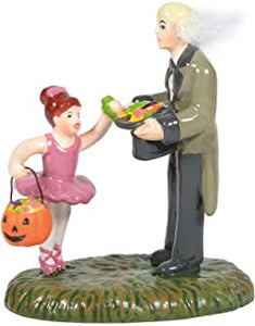 Department 56 Halloween Accessory Scary Treats for a Sweet